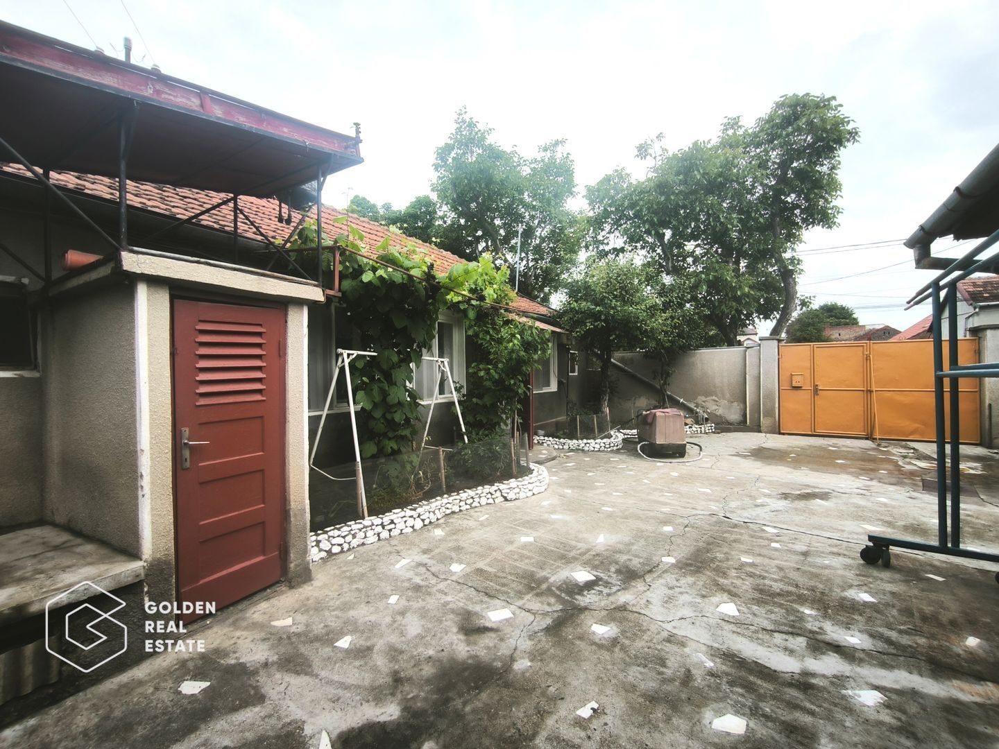 Casa 4 camere, zona Parneava pretabil muncitori sau familie - Poză 2