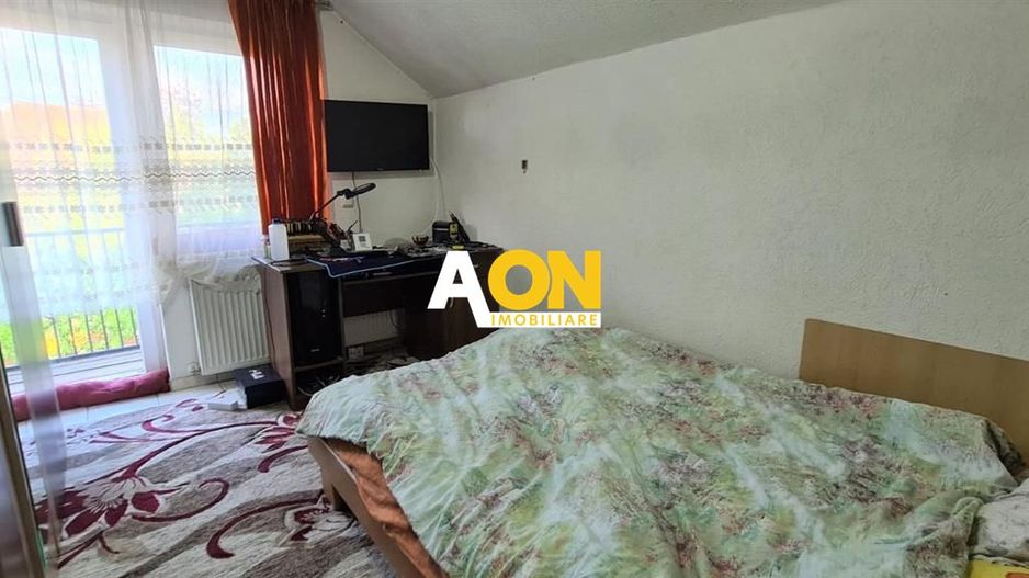 Casa pentru 2 familii, 7 Camere, 2 Garaje, 1500MP Teren - Poză 16