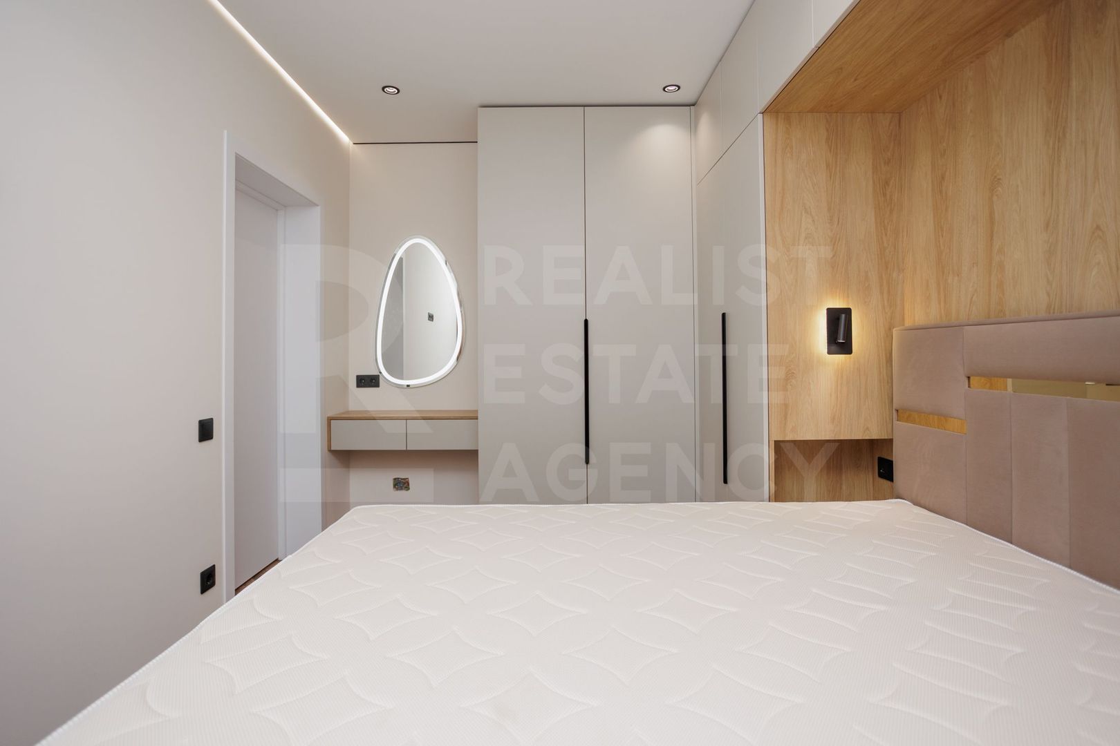 Vânzare, apartament 2 camere, str.  Valea Apelor, Botanica - Poză 5