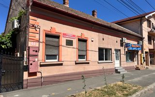 Locație excelentă: Spațiu comercial  Reprezentanță sau Închiriere. - Poză 1