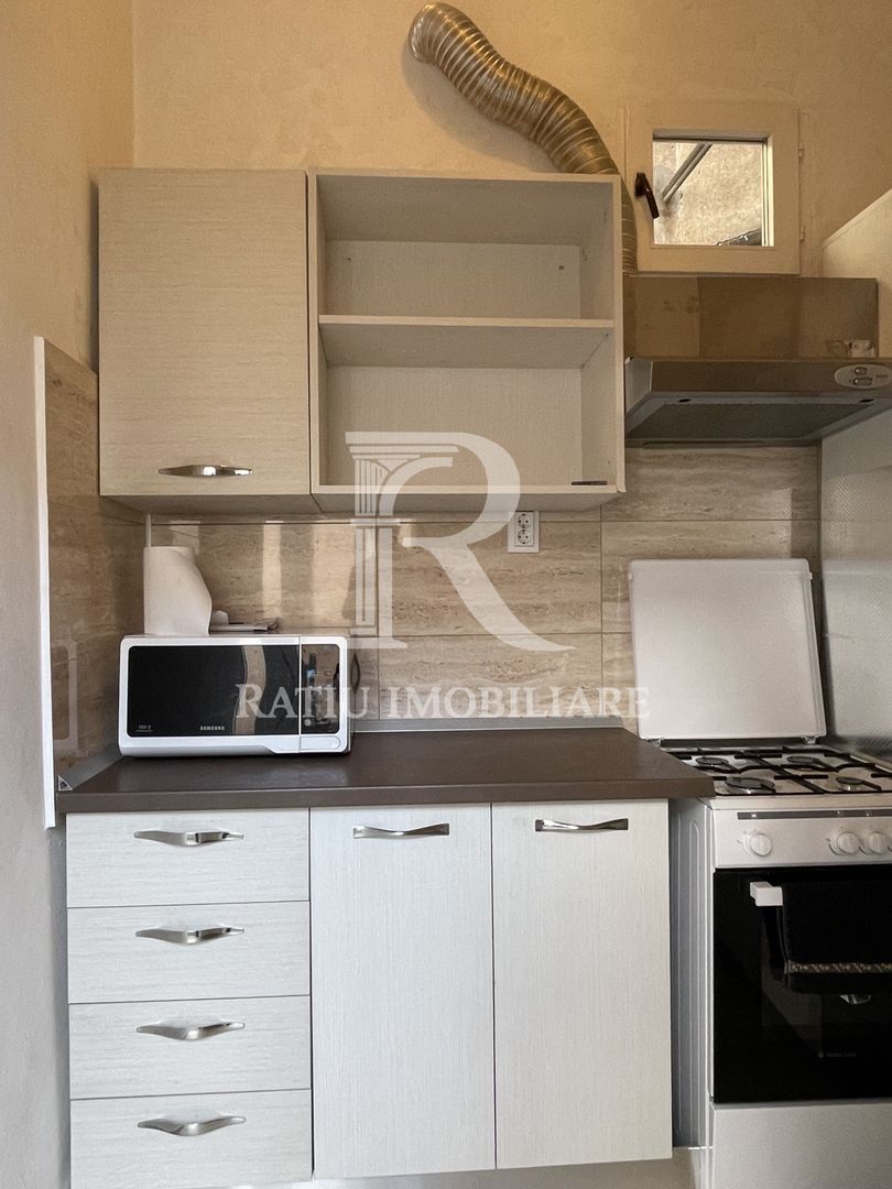 Apartament la casa cu 2 camere | Centrala pe gaz | Oradea - Poză 14