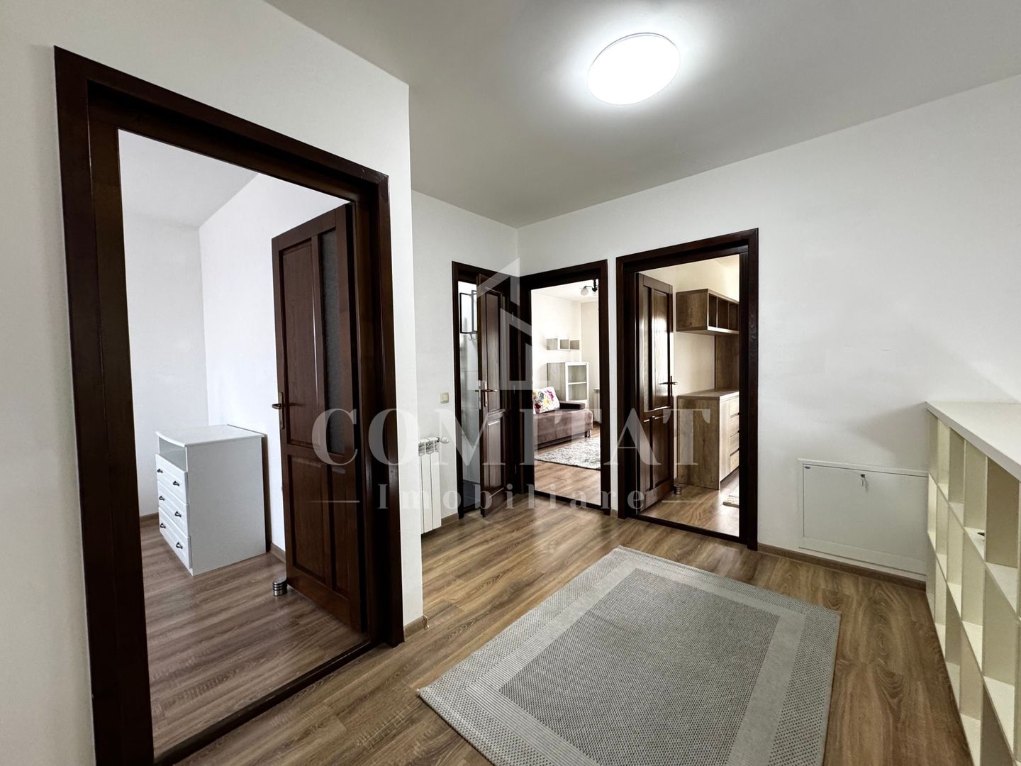 Casă de tip duplex | 2 parcări | Cartier Europa - Zona Eugen Ionesco - Poză 9