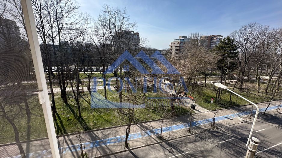 Apartament 2 camere decomandat | Tomis 2 – Vedere către Parcul Tomis - Poză 4