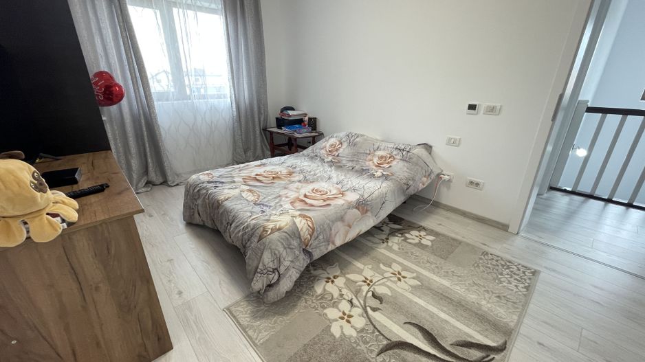 Duplex P+1E -unități separate prin cameră tehnica - Poză 16