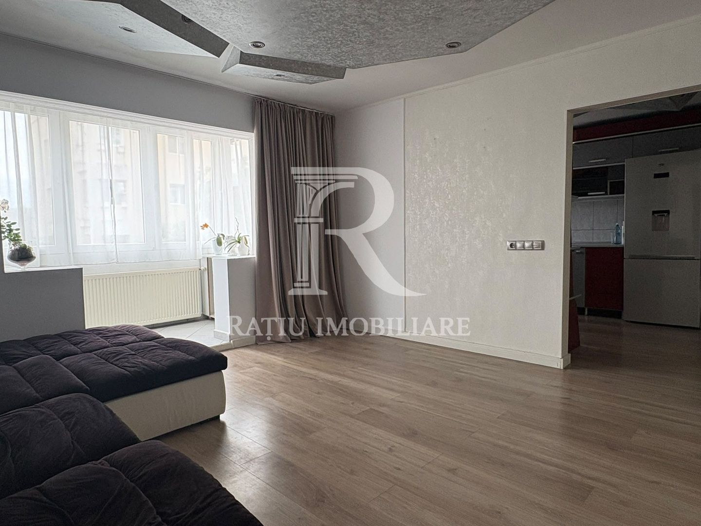 Apartament cu 3 camere | Iosia | Oradea - Poză 2