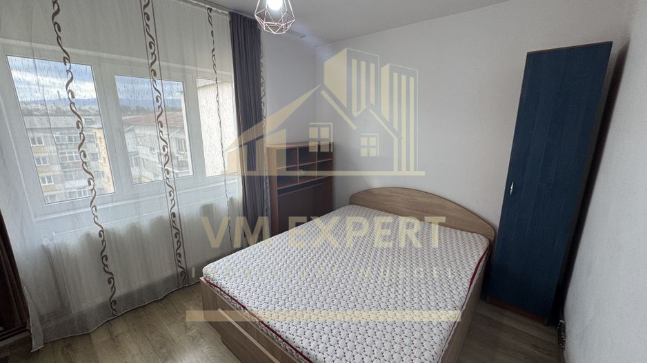 APARTAMENT 2 CAMERE ETAJ 4 VISOI - Poză 2