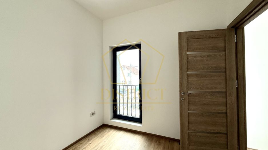 COM 0% Duplex deosebit cu 4 camere si 2 bai | Beregsau Mare - Poză 12
