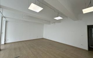 Spatiu de inchiriat de 984 mp in zona Ultracentrala - Poză 4