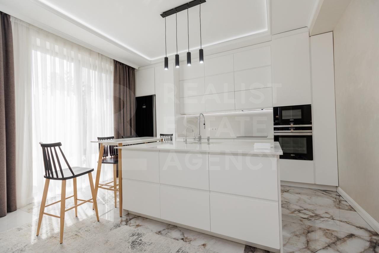 Vânzare, casă, 2 nivele, 3 camere, str. Drumul Vilelor, Dumbrava. - Poză 1