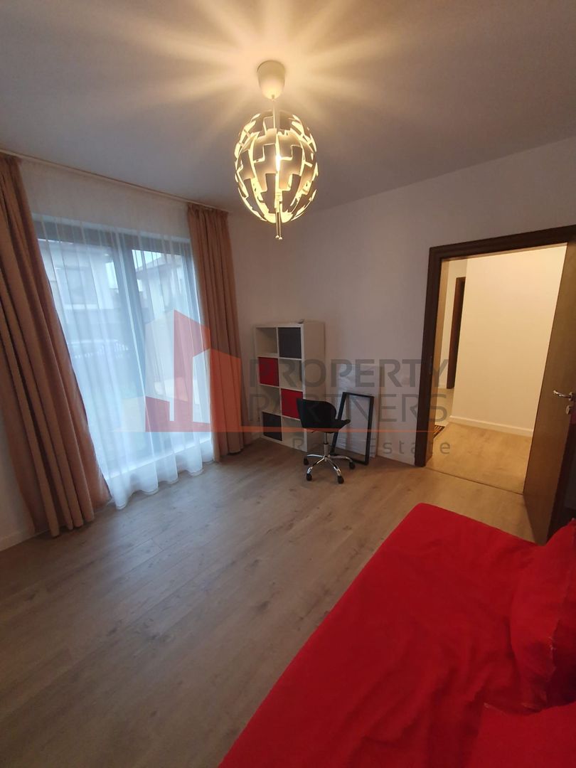 Proprietate pe marginea lacului, vila impresionanta. - Poză 43