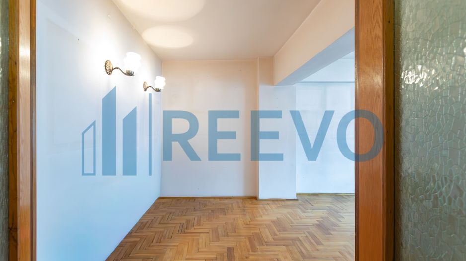 Apartament 4 camere, Ultracentral Bacau - Poză 2