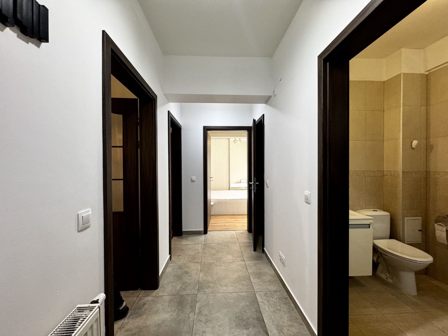 Apartment 2 camere, decomandat,  loc de parcare, Complexul Studențesc - Poză 8