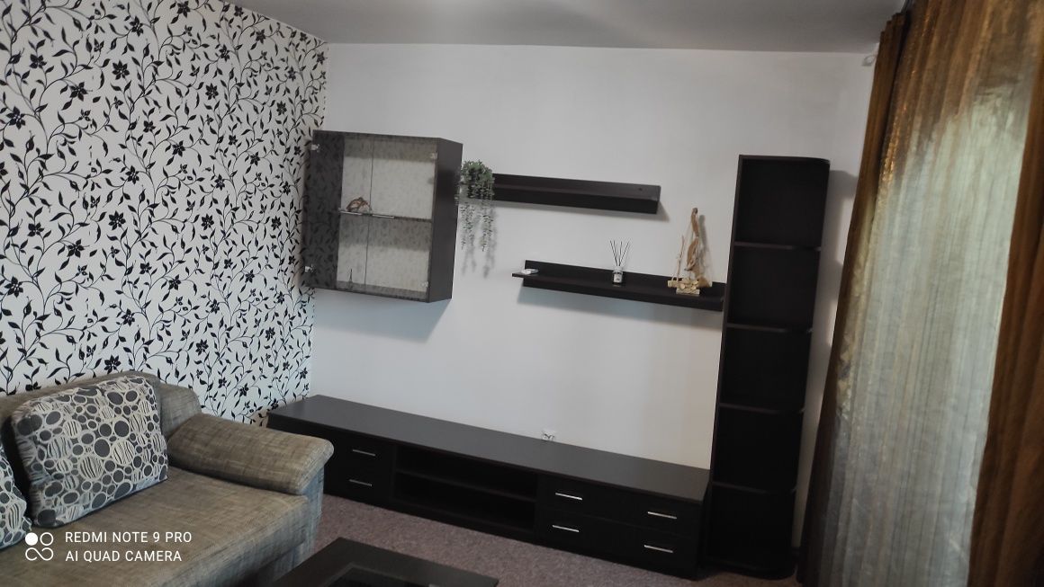 Vând garsonieră Uverturii /Lujerului 42mp mobilata și utilată ,particu - Poză 2