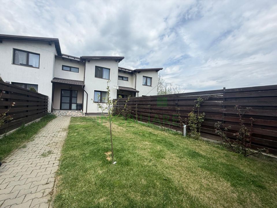 Casă Înșiruită Hărman 4 Camere, Curte Teren 225 mp - Poză 1
