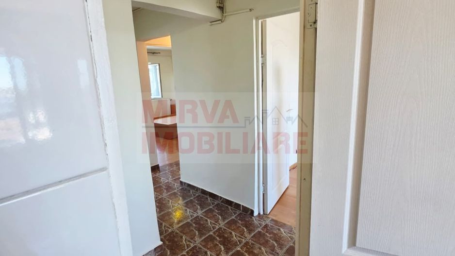 Vanzare apartament 3 camere, 2 băi, decomandat – Enăchiță Văcărescu - Poză 8