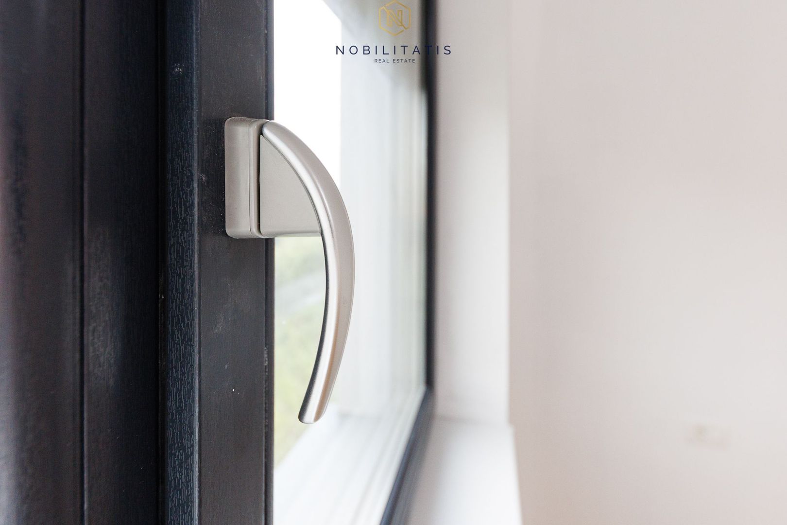 Duplex de vanzare la liziera padurii - 130 mp, 4 bai & 4 dormitoare - Poză 39