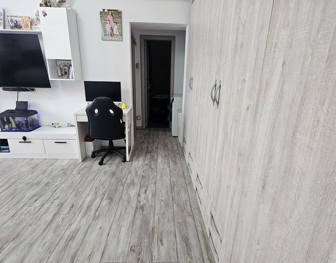 Apartament cu doua camere, Soseaua Oltenitei, 105.000€ - Poză 2