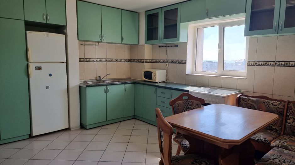 Închiriere clădire – zonă centrală Constanța, aproape de mare - Poză 1