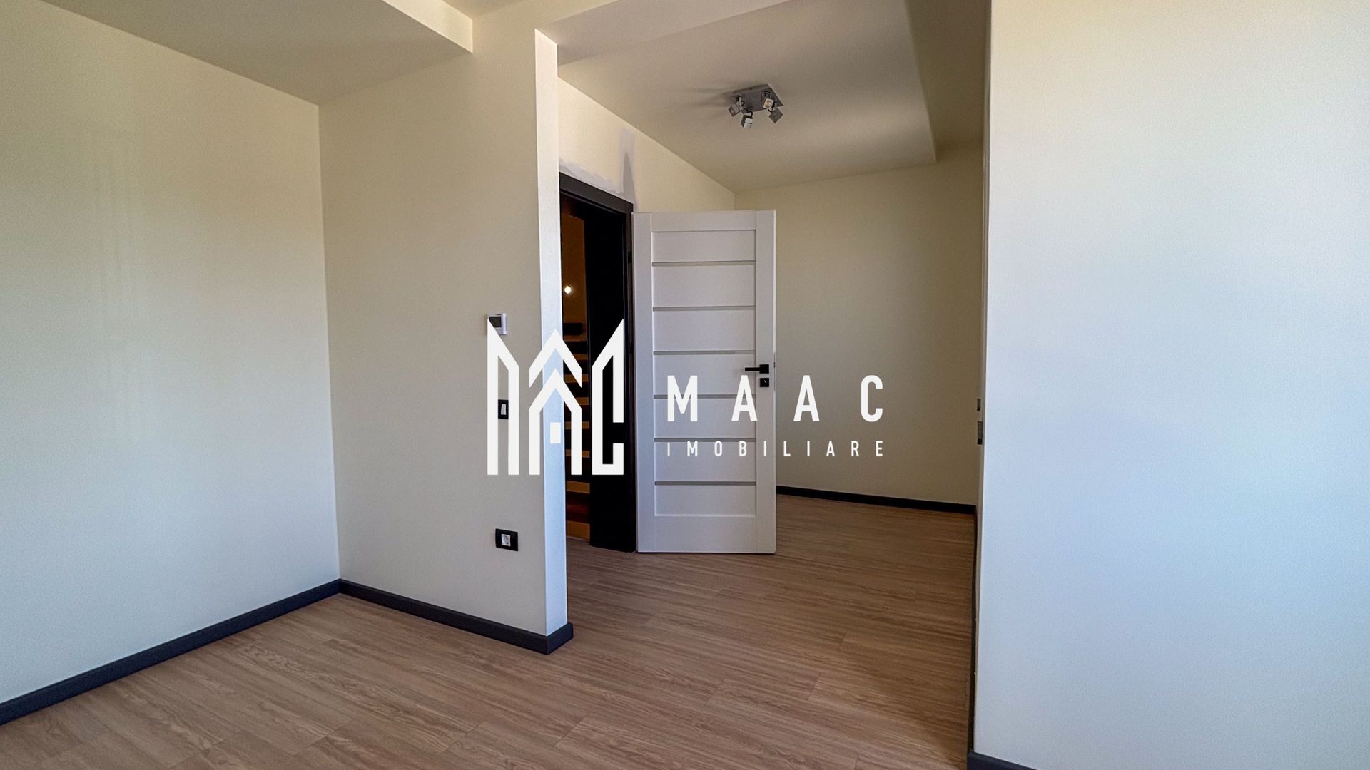 BLACK FRIDAY-Duplex | 150MPU | Teren 250MP | 5 Camere | Terasa - Poză 11