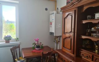 vand  apartament 2 camere, zona centrala, etaj 2, centrala gaz - Poză 2