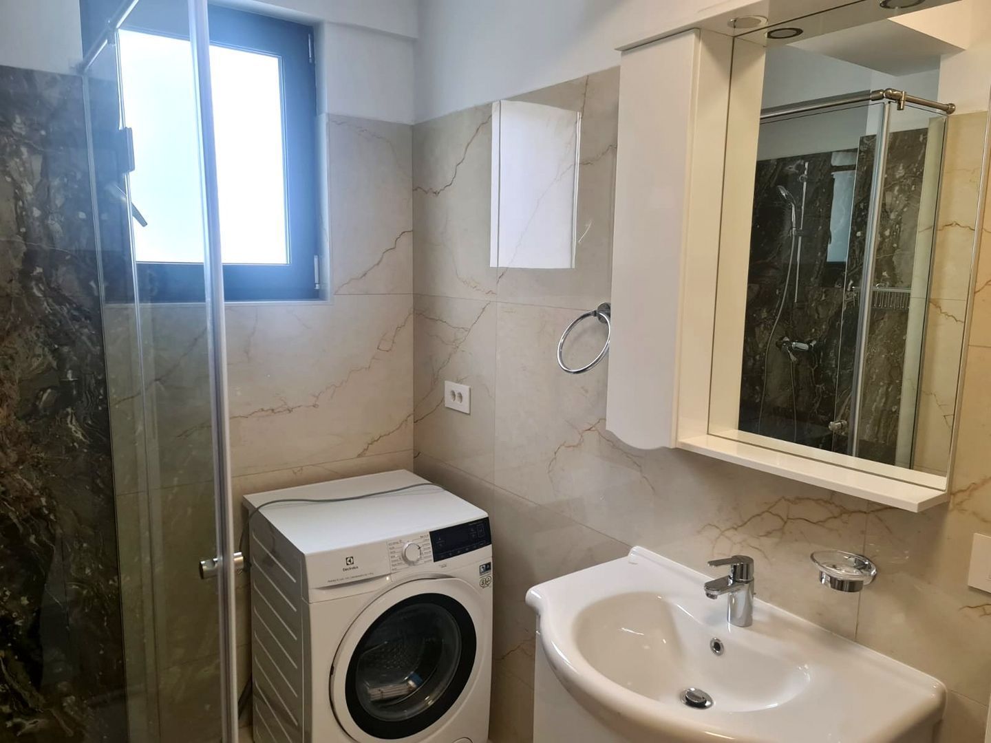 Apartament 2 camere bloc nou, regim hotelier, parcare - Poză 10
