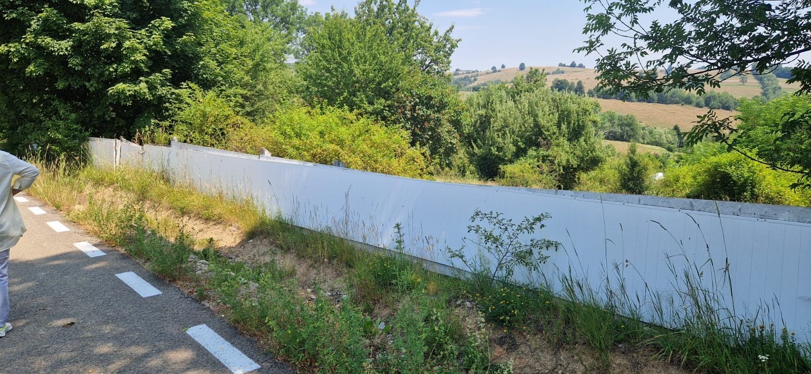 Teren intravilan 4.568 mp, 2 fronturi – Brebu Nou, Caraș-Severin - Poză 3