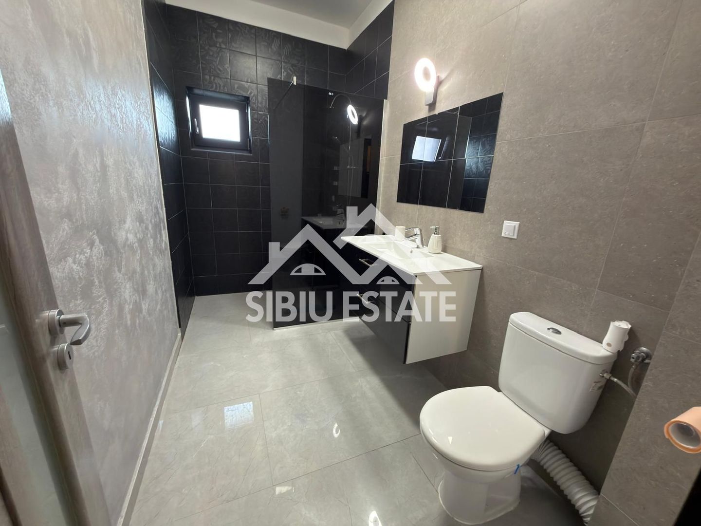 Apartament PREMIUM 3 camere, curte, 2 terase- Selimbar - Poză 10