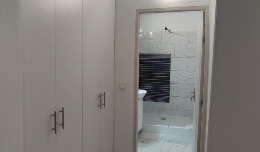 Dambovita-Clabucet | 2 Camere | Centrala Proprie | Mobilat si Utilat Modern. - Poză 7