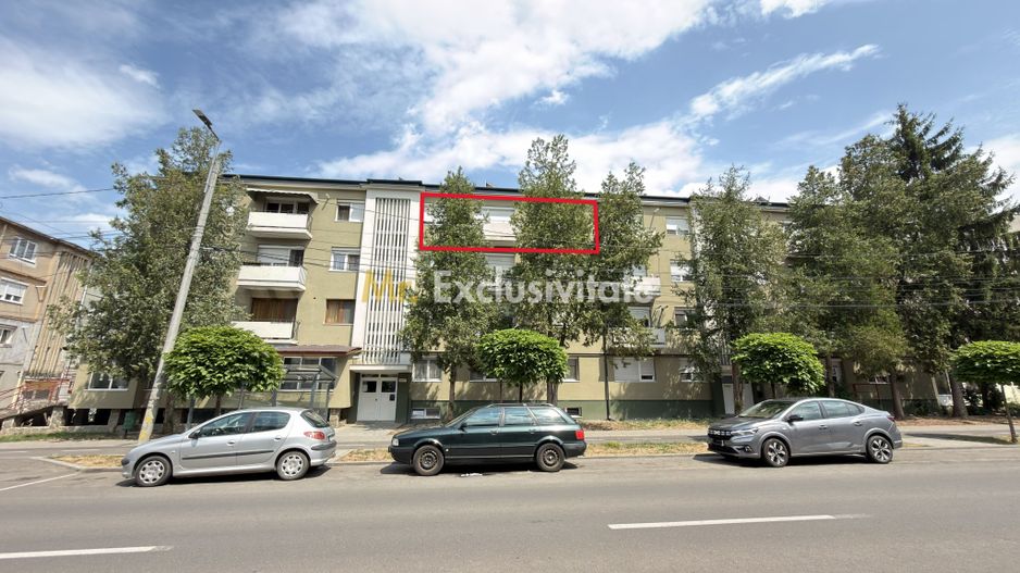 Apartament 2 camere Republicii Etaj III - Carei - Zona Blocul Verde - Poză 1