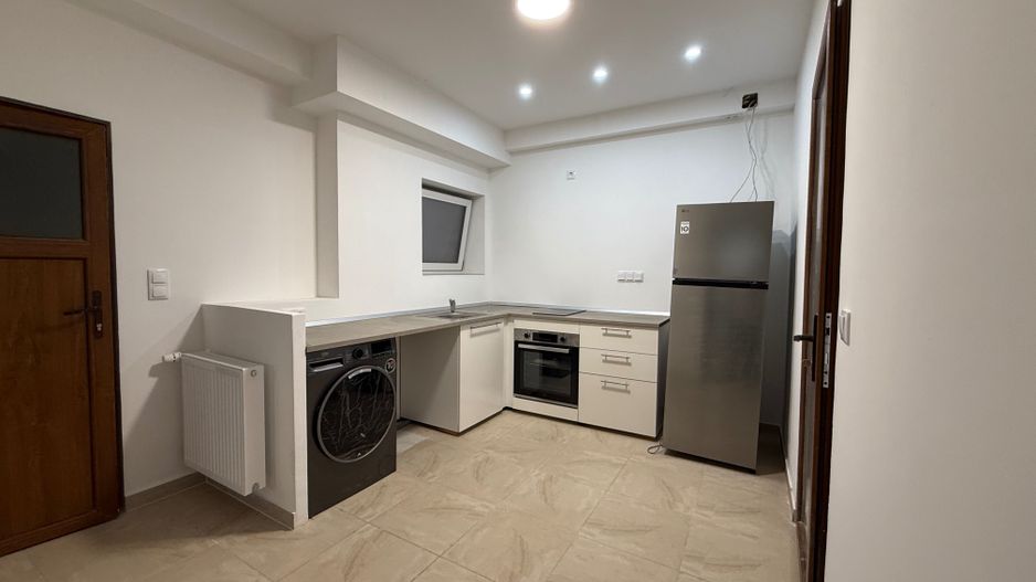 Apartament 3 Camere Decomandat | Universitate - Poză 1