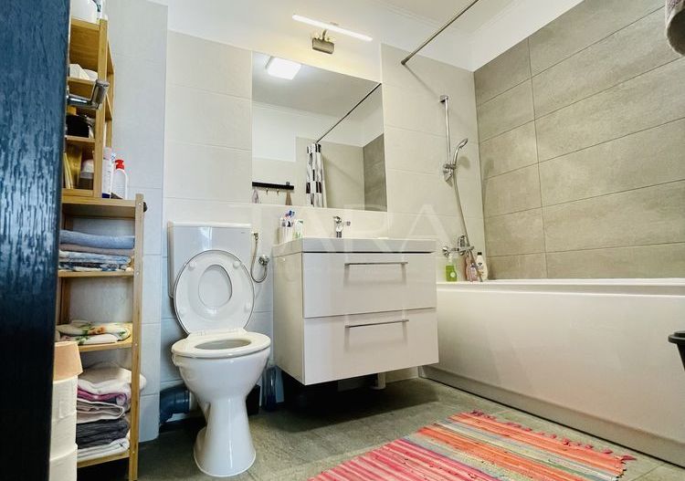 Apartament modern 3 camere cu parcare subterană și terasă. - Poză 1