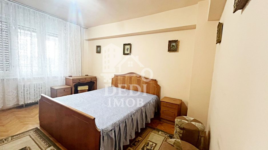 Apartament cu 3 camere de inchiriat Decebal, Oradea - Poză 6