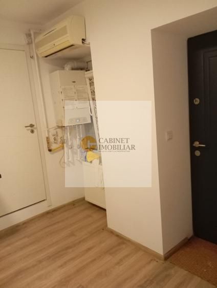 Calea Victoriei I Garsoniera in vila  I P+2 I Vedere stradala - Poză 9