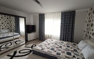 Casa cu 3 camere, 150 mpu, mobilata, utilata, garaj, curte, Ampoita - Poză 1