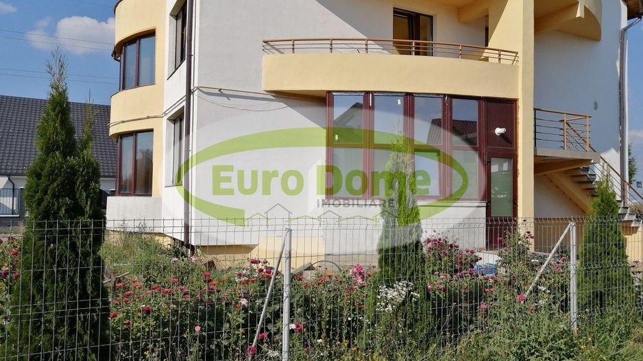 Inchiriere apartament 2 camere tip studio - Poză 1