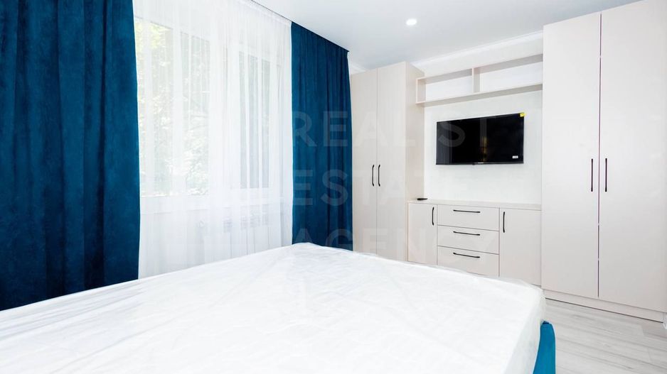 Vânzare, apartament, 2 camere + living, Miron Costin, Rîșcani - Poză 6
