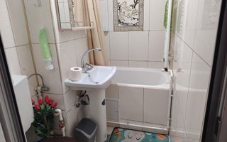 Inchiriez apartament 2 camere Micro21. - Poză 4