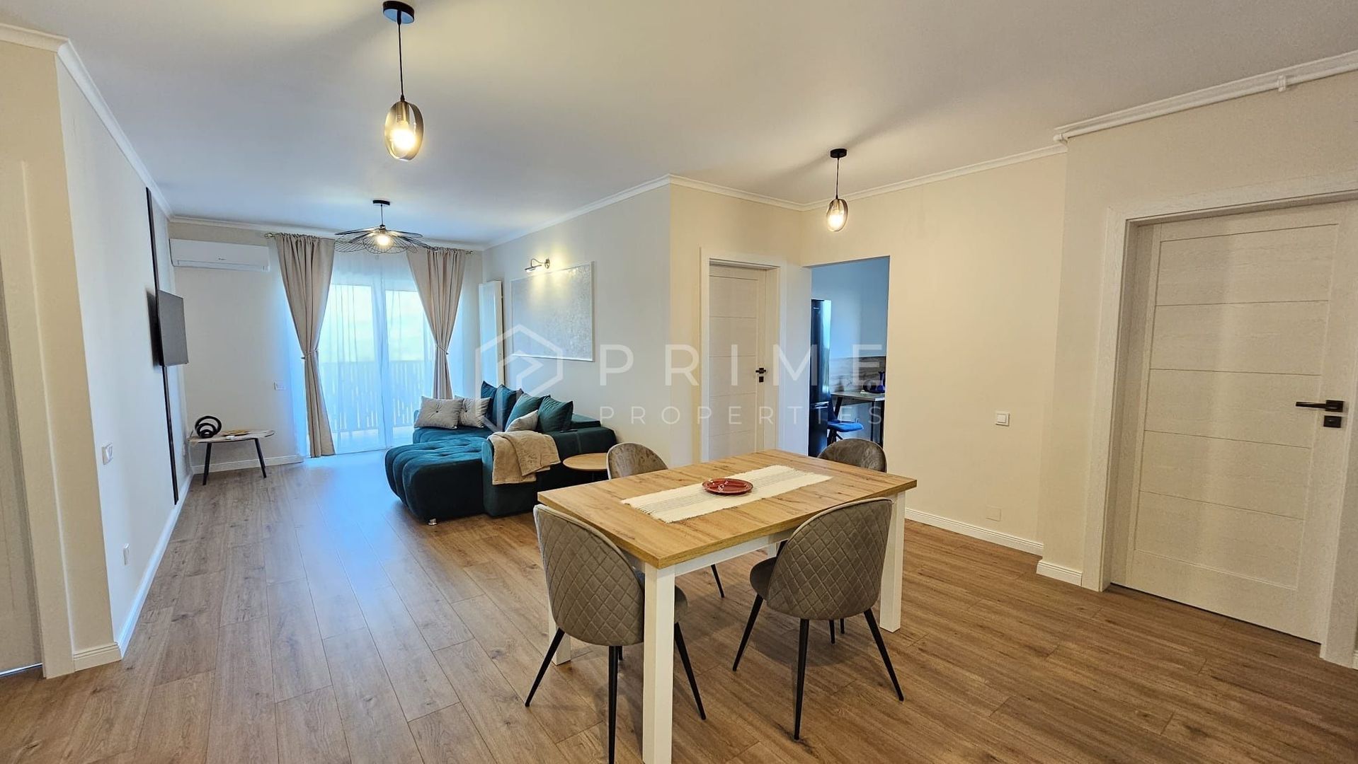 Apartament modern cu 3 camere, de închiriat, în Tudor - Poză 1