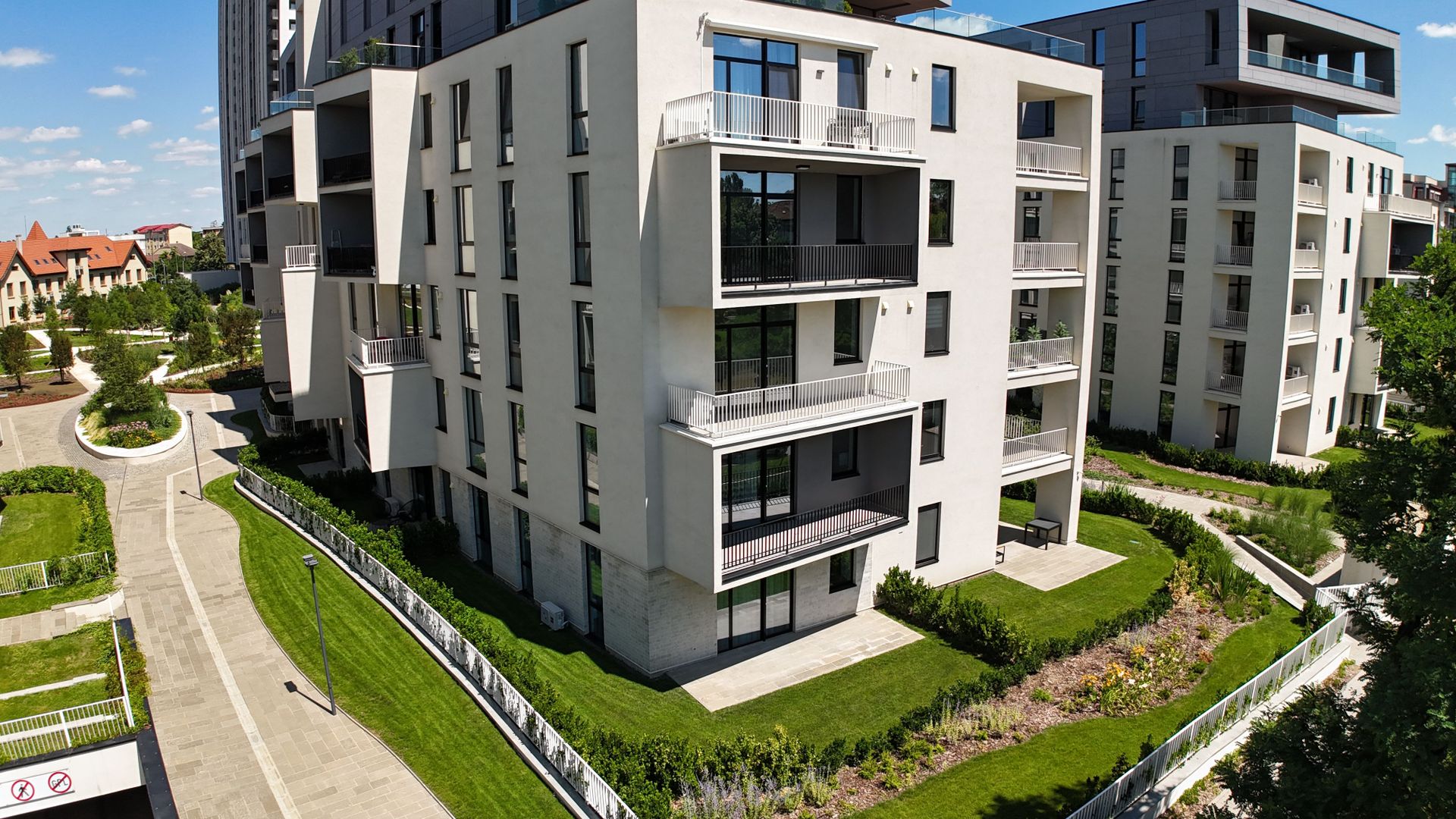 Apartament Luxos de Închiriat în Complexul Rezidențial ISHO - Poză 9