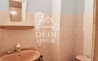 Apartament cu 3 camere de inchiriat zona Decebal, Oradea - Poză 12