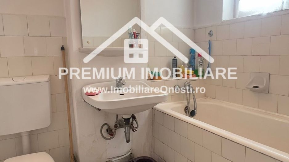 Apartament cu 3 camere decomandat - Poză 7