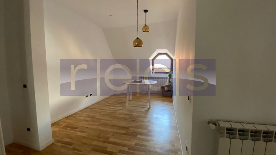 VÂNZARE | 4 CAMERE + CURTE | DOROBANȚI - Poză 3