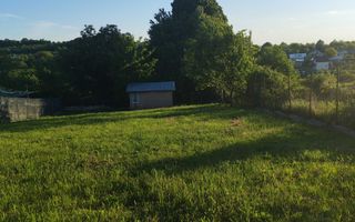 Teren de vânzare în Păun, 900 mp, utilități la limită, anexă inclusă - Poză 2