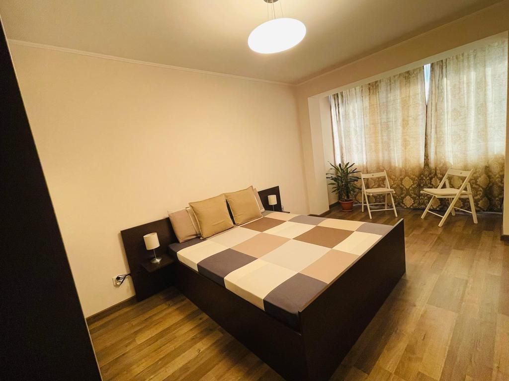 BRASADAS închiriază ap 3 cam etaj 3/8 zona OBOR 1min Metrou. - Poză 1