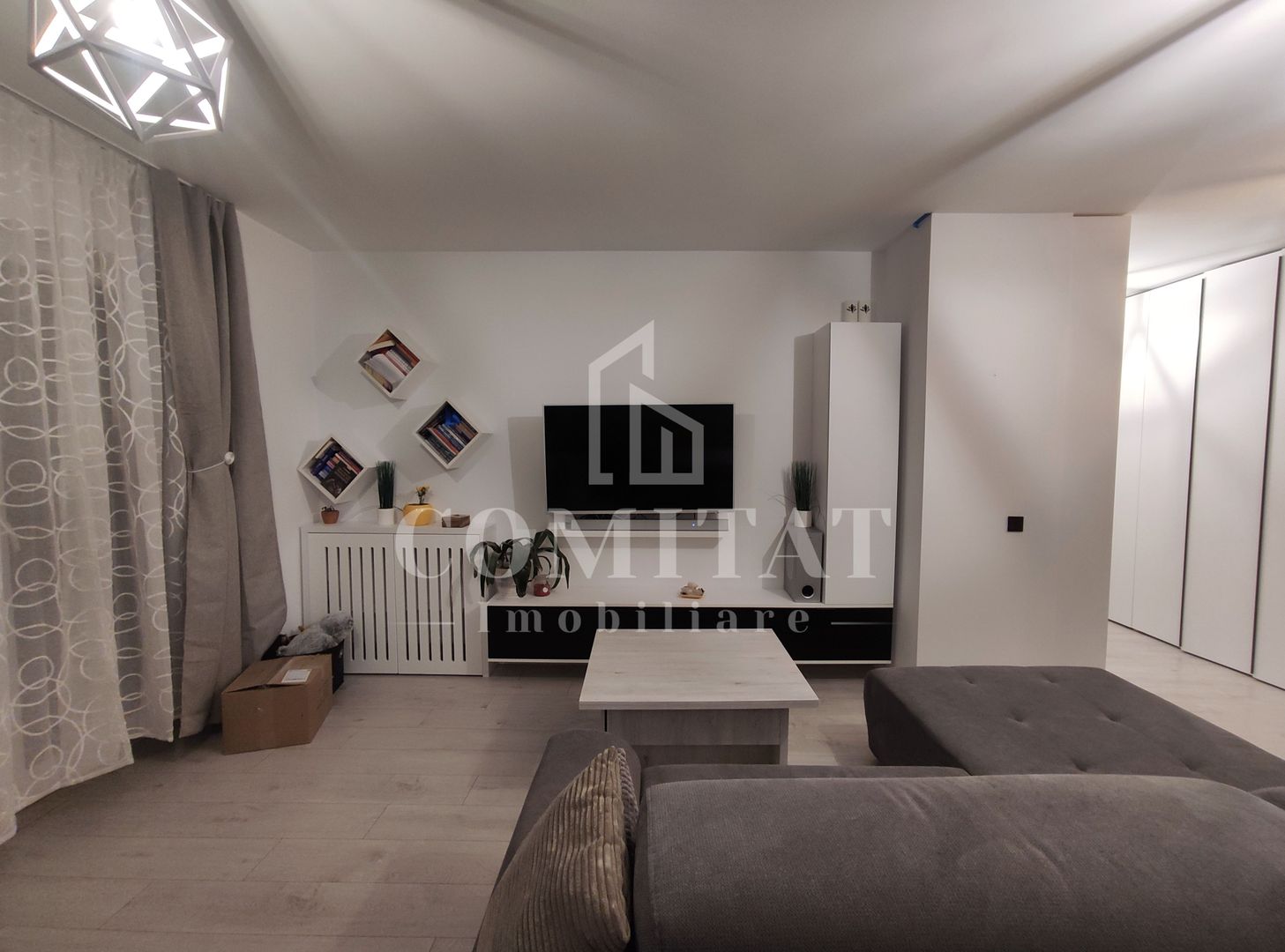 APARTAMENT BIJUTERIE | LA CHEIE | IULIUS MALL - Poză 4
