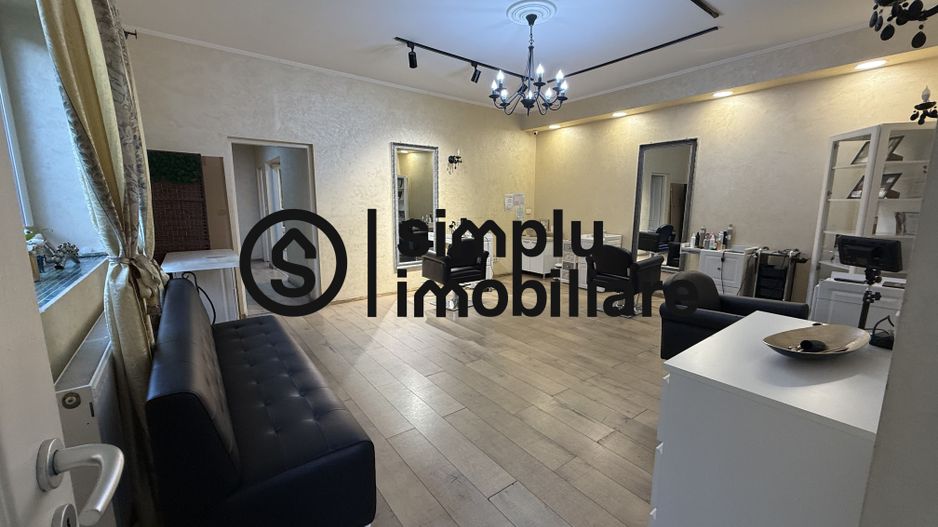 Casa / Spatiu comercial Central str. Nanterre - Poză 1