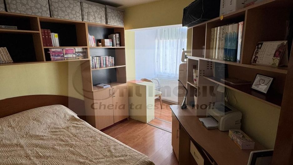 Apartament cu 3 camere – 71 m.p.- Nicolina 2, geam la baie - Poză 5