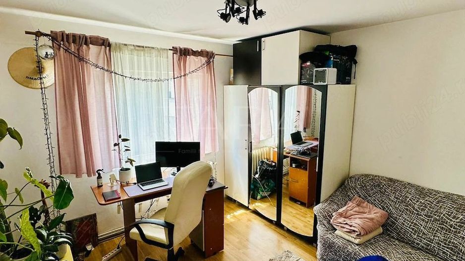Apartament 3 camere, spatios, zona Semicentrala - Poză 3