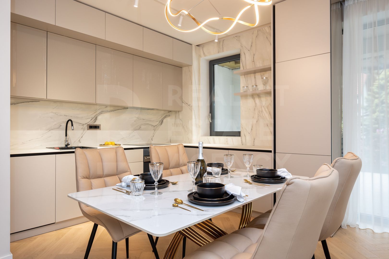 Vânzare, apartament cu 2 camere, zona Voluntari, București - Poză 2