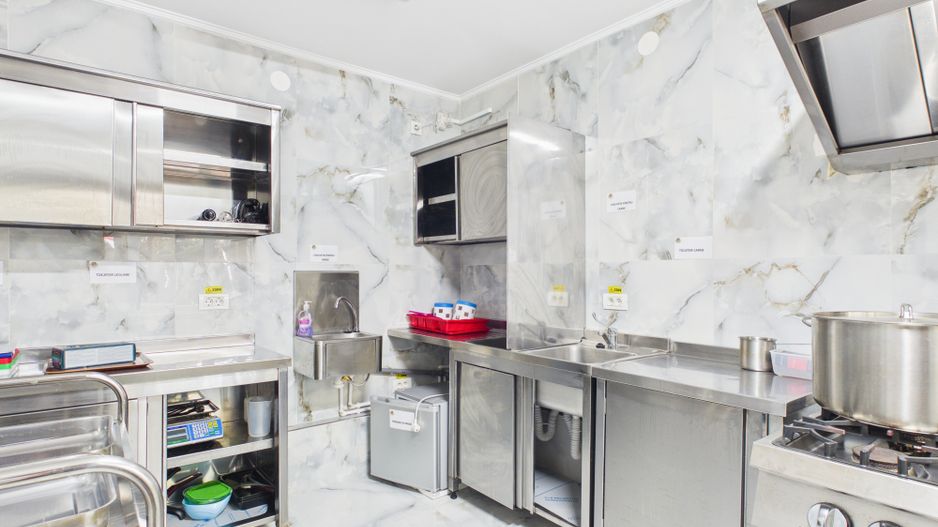 Spațiu de inchiriat Brancoveanu-Nitu Vasile P+1 stradal I Renovat - Poză 11